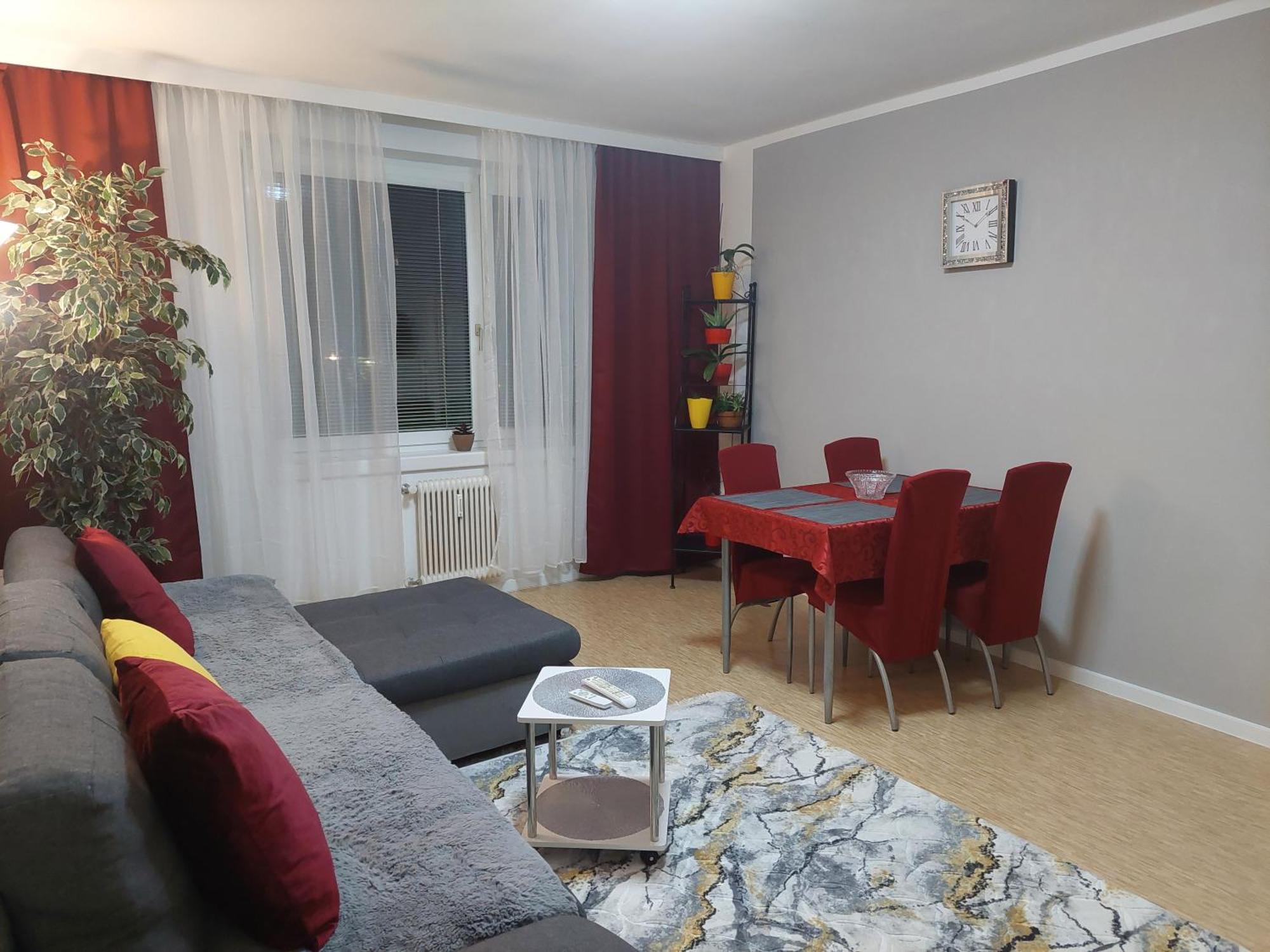 Nb Royal Apartment Wina Bagian luar foto